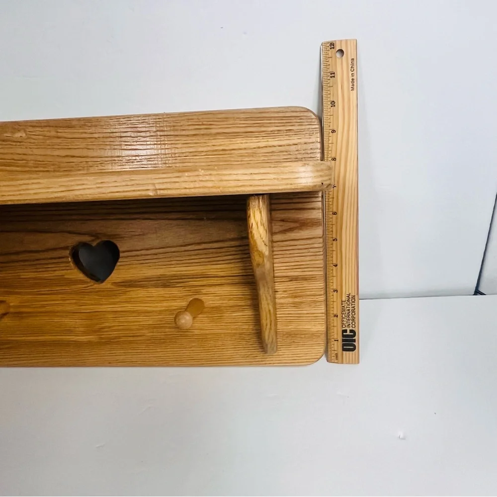 vintage‎ wooden shelf heart cut out 2 pegs 10x18 inch solid wood